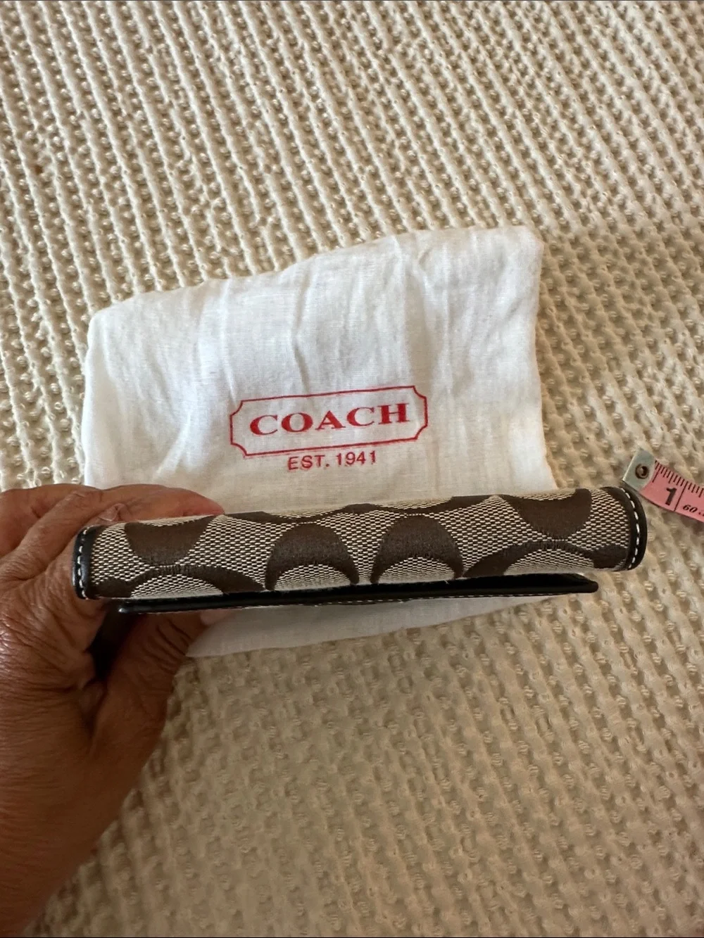 NWT Coach Hampton Signature Compact Clutch/Trifold Wallet